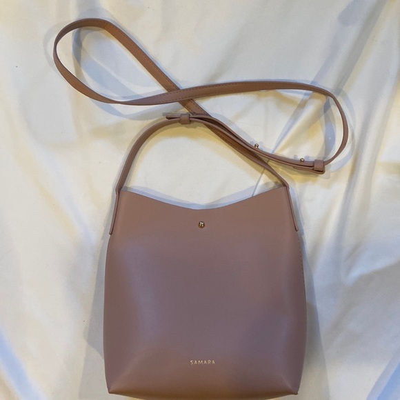 Samara Handbags - Samara Anthropologie Blush Color X body EUC, Vegan Leather gold button closure!